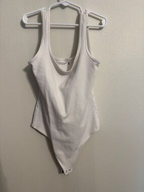 Abercrombie & Fitch White Ribbed Bodysuit